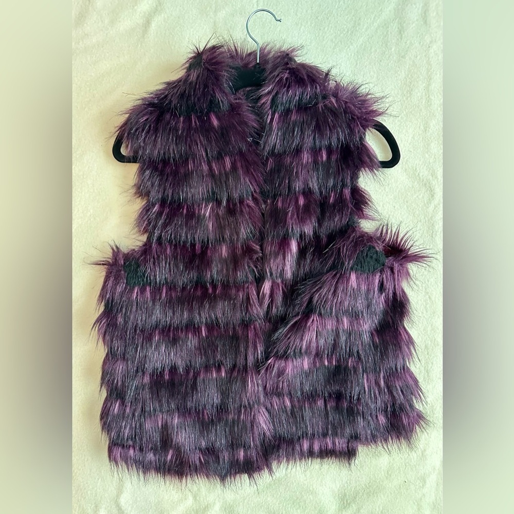 Y2K Era Vibrant Guess Faux Fur Vest in Purple and Black Size Small